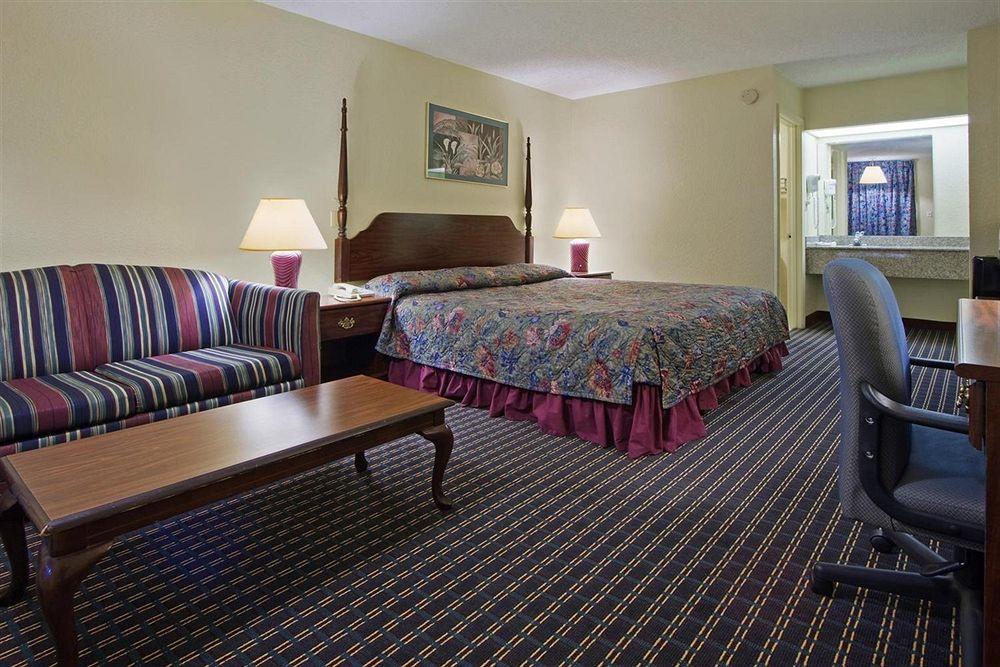 Red Roof Inn Sumter Δωμάτιο φωτογραφία